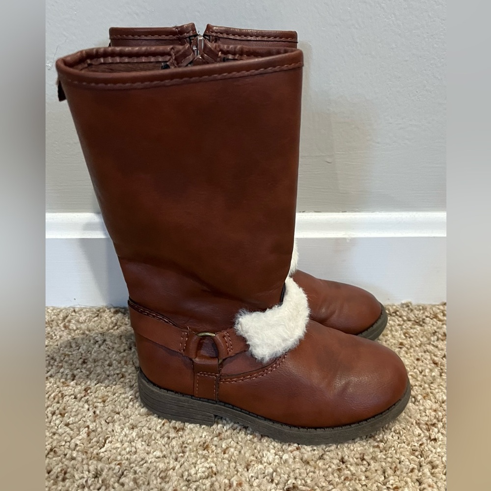 EUC Carters toddler riding boots with faux fur, size 9